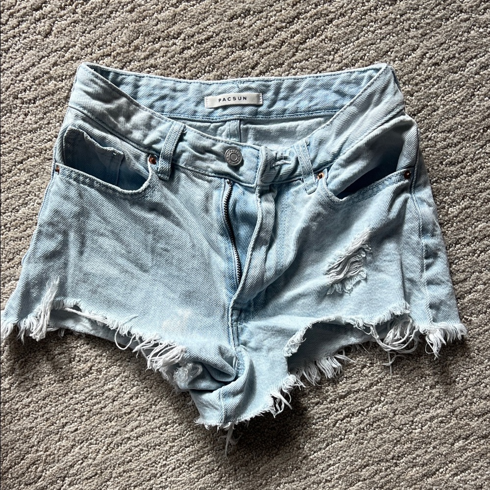 PacSun Light Wash Frayed Jean Shorts - Festival High Rise - Size 23